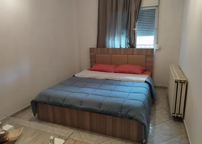 Iris Apartment